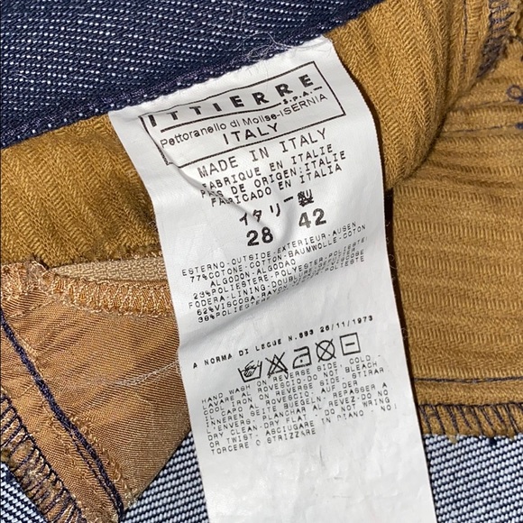 ⭐️HOST PICK⭐️Dolce and Gabbana jeans - Picture 6 of 7